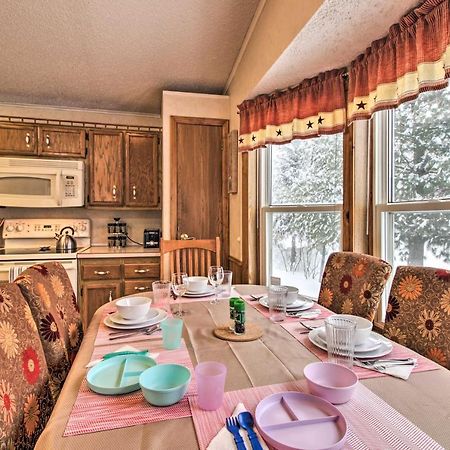 Cozy Crosby Cabin Near Serpent Lake And Main St Extérieur photo
